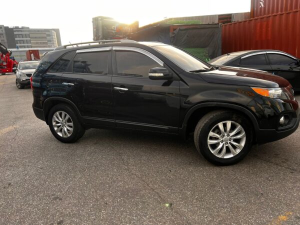 KIA Sorento 2011 - Image 5