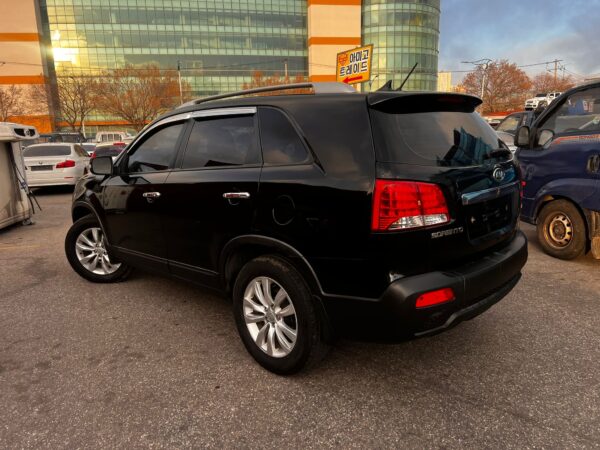 KIA Sorento 2011 - Image 4