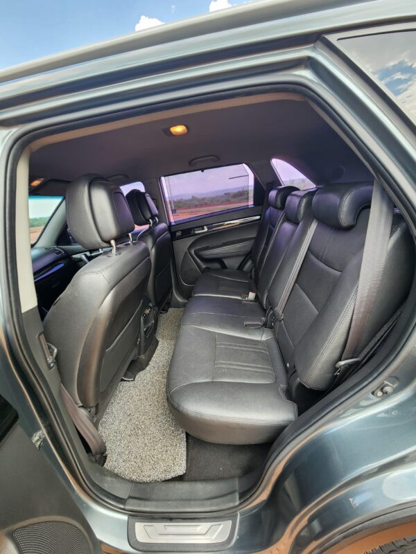 KIA Sorento 2013 - Image 9