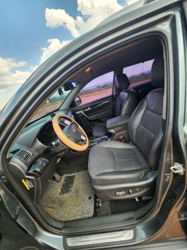 KIA Sorento 2013 - Image 15