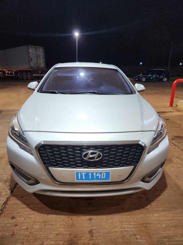 HYUNDAI Sonata 2014 - Image 5